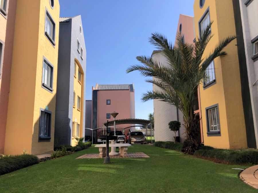1 Bedroom Property for Sale in Kannoniers Park North West